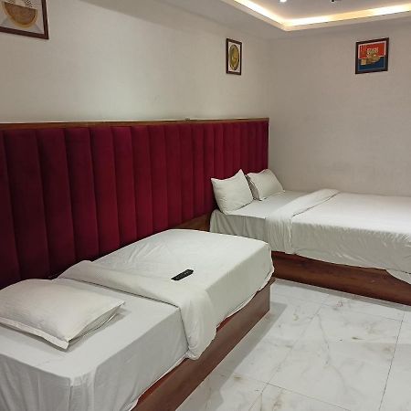 Hotel Palms Residency, Chembur Мумбаї Екстер'єр фото