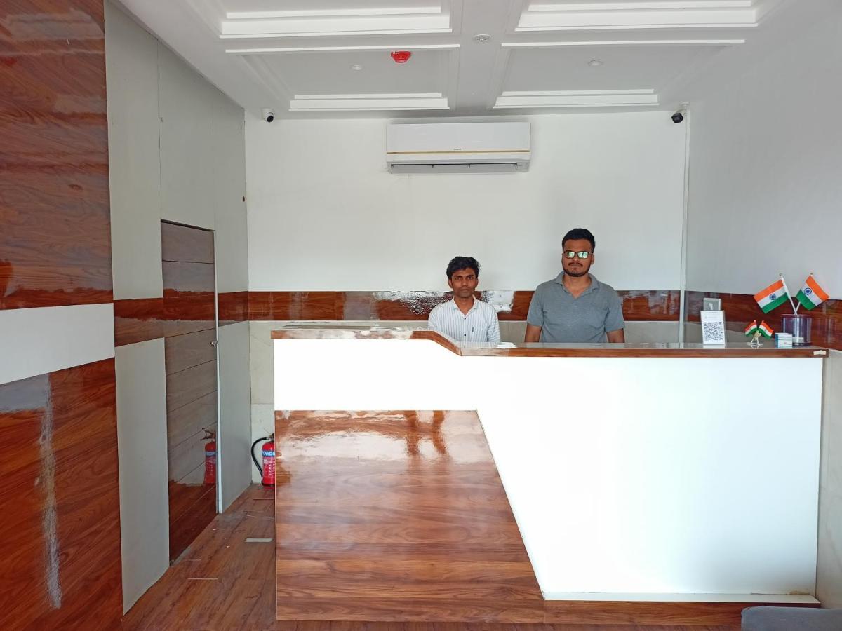 Hotel Palms Residency, Chembur Мумбаї Екстер'єр фото