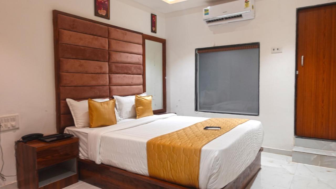Hotel Palms Residency, Chembur Мумбаї Екстер'єр фото