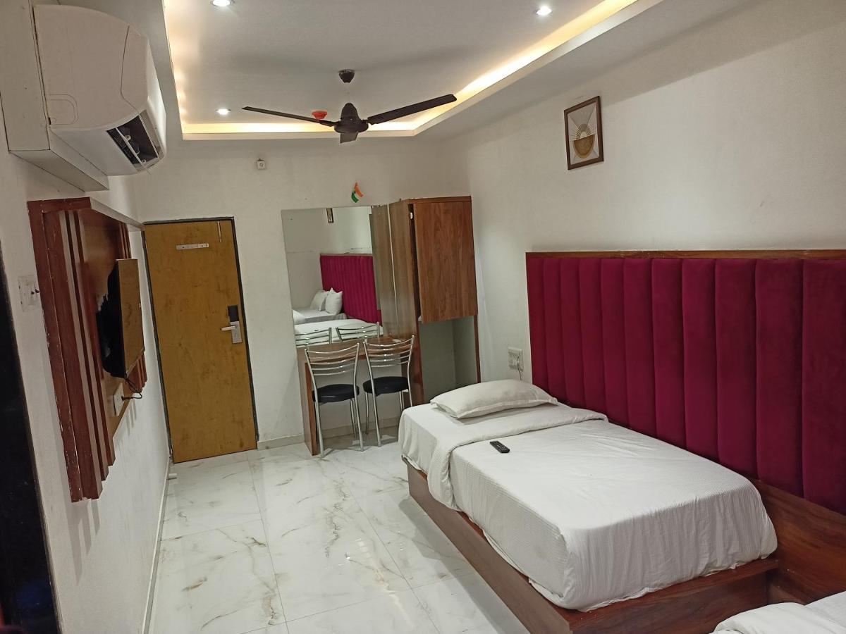 Hotel Palms Residency, Chembur Мумбаї Екстер'єр фото