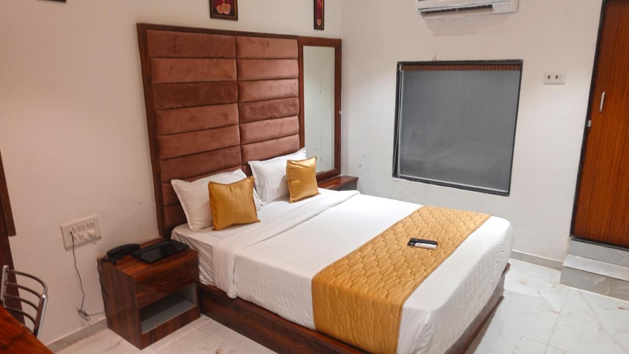 Hotel Palms Residency, Chembur Мумбаї Екстер'єр фото